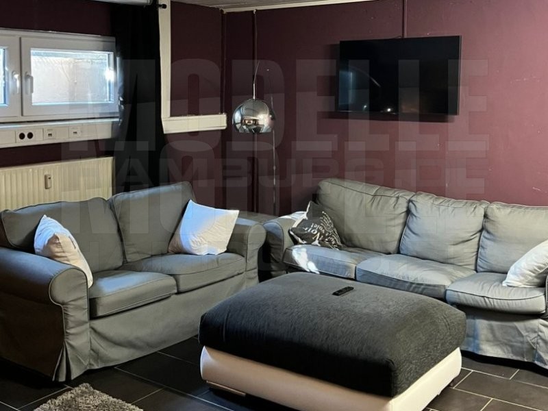 *** NEU RENOVIERTES APARTMENT ***
