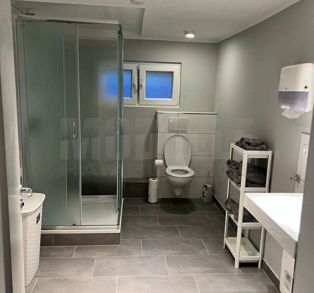 *** NEU RENOVIERTES APARTMENT ***