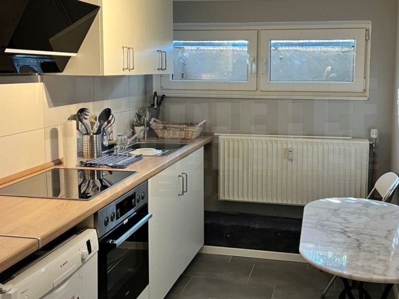 *** NEU RENOVIERTES APARTMENT ***